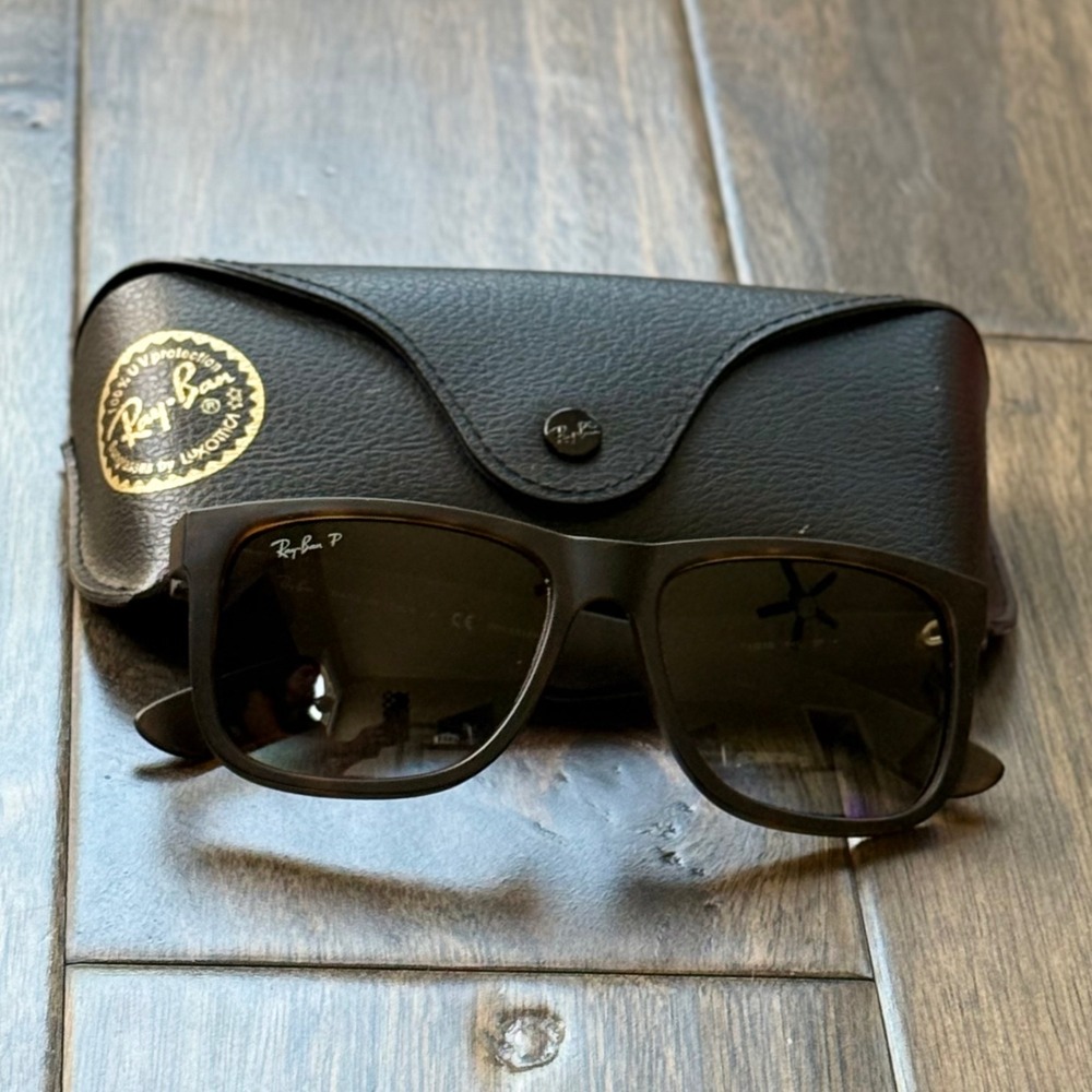 Ray-Ban Justin Sunglasses Unisex 54mm Matte Tortoise Excellent Polarized RB4165